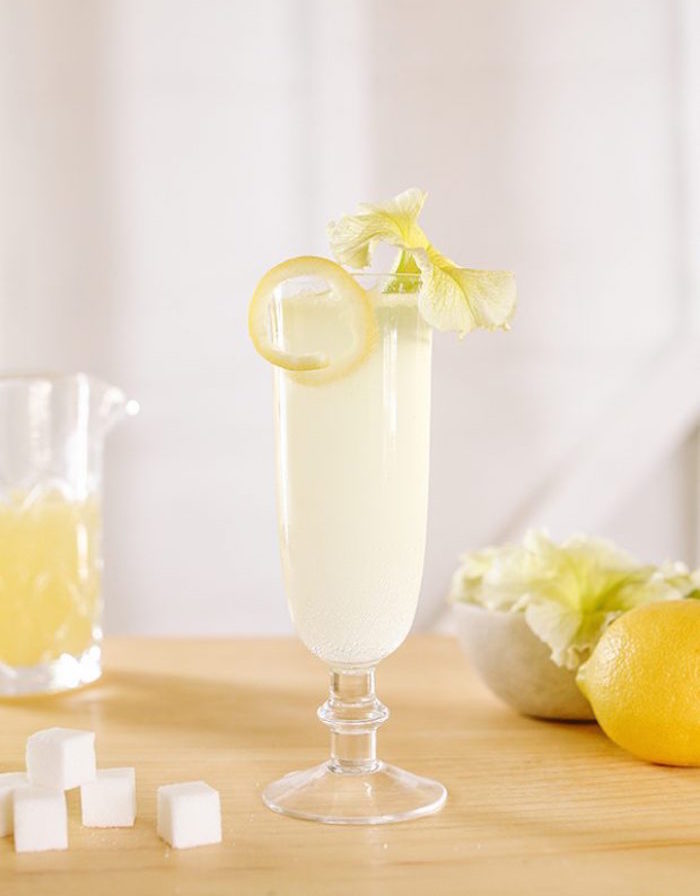 How to Make the French 7 lb 5 oz Mocktail
